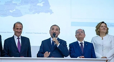 AKP'li Bakan Bozdağ Hakim ve Savcıların Sosyal Medya Kullanmamasını İstedi