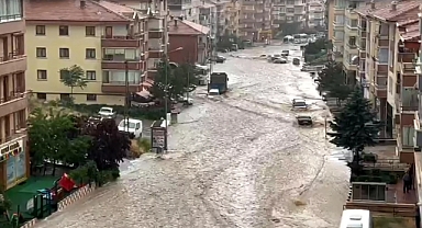 Ankara'da İlk ve Orta Dereceli Okullar Tatil Edildi
