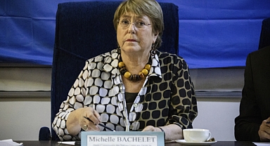 BM İnsan Hakları Yüksek Komiseri Bachelet Doğu Türkistan Ziyaretinde Kamplardaki Uygurlarla Konuşamadığını Açıkladı