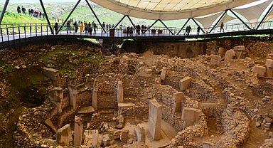 Dünyanın En Eski Tapınağı Göbeklitepe Ne Zaman Kuruldu? Göbeklitepe’nin Önemi Nedir?