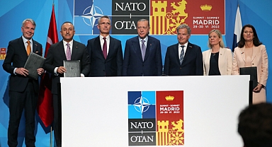 Finlandiya Cumhurbaşkanı: YPG, Mutabakat Belgesinde Türkiye'nin İstediği Gibi Terör Örgütü Olarak Görülmüyor