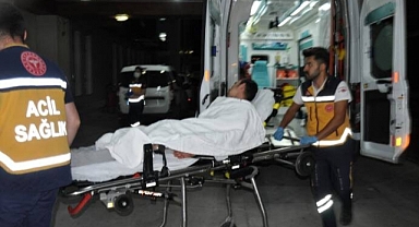 Husumetlisinin Düğününe Giden Arkadaşını Bıçakladı
