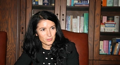 İsveç'te Hükümet, Kürtçü Terör Örgütüne Destek Şartı Koşan Kürt Milletvekili Sayesinde Güvenoyu Aldı
