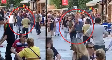 Kadıköy'de Bir Kişi Elinde Satırla Yoldan Geçenleri Tehdit Etti