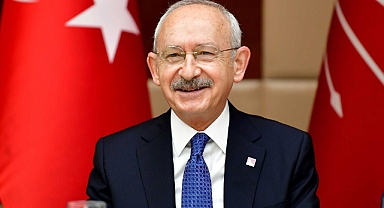 Kılıçdaroğlu Erciyes Üniversitesi'nde İzmir Marşı Okuyan Gençlere Seslendi