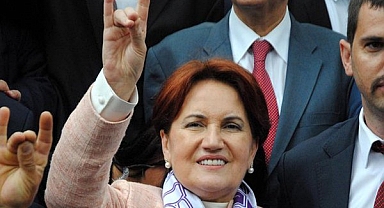Kürtçü HDP'li Pervin Buldan'dan Akşener'e: Üç Beş Milliyetçi Oy İçin Türkiye’nin Bir Yüz Yılını Daha mı Heba Etmek İstiyorsunuz