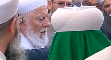 Mahmut Ustaosmanoğlu'nun Oğlu Cemaatin Yeni Elebaşını Açıkladı