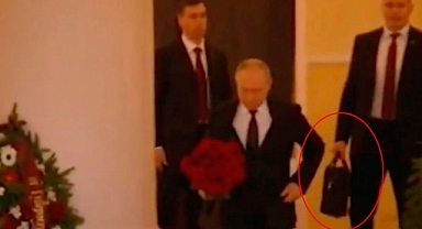 Putin'in Nükleer Çantasını Taşıyan Albay Başından Vurulmuş Halde Bulundu