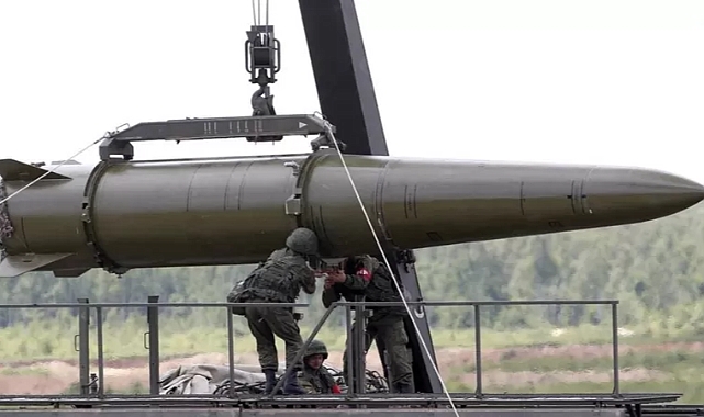 Rus Diktatörü Putin, Belarus'a Nükleer Füze Gönderme Sözü Verdi