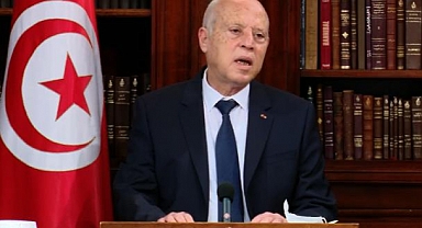 Tunus Anayasadan İslam'ı Çıkarıyor