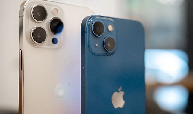 Türkiye'de Apple Ürünlerine Zam: iPhone 13 Tanıtım Fiyatının İki Katını Aştı