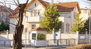 Zimmetine 87 Bin Euro Geçiren Konsolos Muavini: Borçlarımı Ödeyemeyince Devletten Borç Aldım