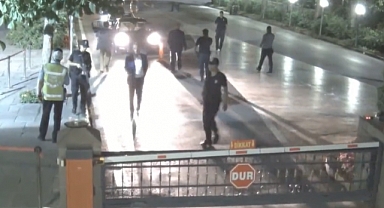 15 Temmuz Gecesi Meclis'e İlk CHP'li Vekiller Gelmiş 