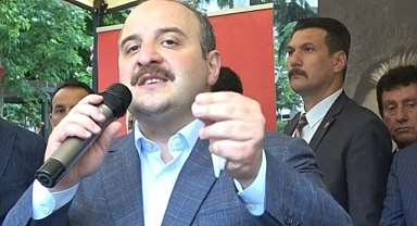 AKP'li Bakan Mustafa Varank'a Trabzon'da Tepki: Ekmek 8 Lira Oldu, Un Çuvalı 500 Lira Oldu, Nasıl Olacak Bu?