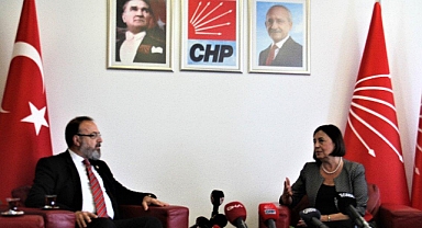 AKP ve CHP Arasındaki Bayramlaşmada EYT Tartışması