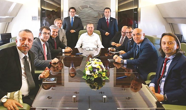 'Birileri Erdoğan'ın Kararlarını CHP Genel Merkezi'ne İspiyonluyor'