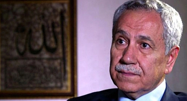 Bülent Arınç, 15 Temmuz'da Neden Meydana İnmediğini Açıkladı
