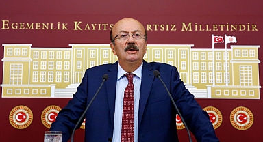 CHP'li Mehmet Bekaroğlu, Bir Genci Hedef Aldı