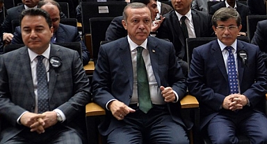 Erdoğan'dan Babacan ve Davutoğlu'na: O Makamlara Layık Oldukları İçin Gelmediler 