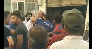 Gaziantep'te Polis, Gaziye Biber Gazı Sıkıp Darp Etti