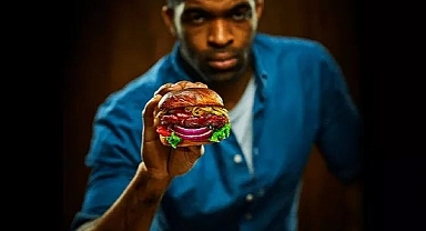 İsveçli Vegan Şirket, Tadı 'İnsan Eti Gibi Olan' Bitki Bazlı Burger Üretti