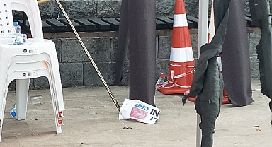 Kılıçdaroğlu'nun Şehit Cenazesine Gönderdiği Çelenk Parçalandı