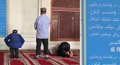 Soykırımcı Kızıl Çin, Ezanı ve Kameti Değiştirdi