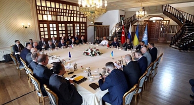 Ukrayna Tahılı İçin Dörtlü Zirve İstanbul'da Başladı