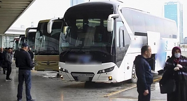 AKP'li Bakan Karaismailoğlu: Otobüs Bileti Fiyatı Uçak Biletine Yaklaştı
