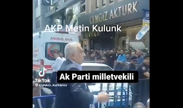 AKP'li Metin Külünk, İsmailağa Elebaşının Cenazesinde Vatandaşın Kafasına Su Şişesi Fırlattı
