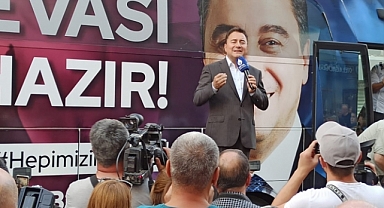 Babacan: Rusya'dan Gelecek 2 Milyar Dolara Kaldıysak Yazıklar Olsun