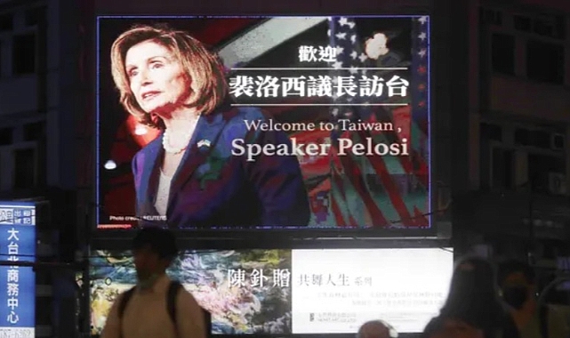Çin'in Tehditlerine Rağmen Tayvan'ı Ziyaret Eden Pelosi'den Açıklama