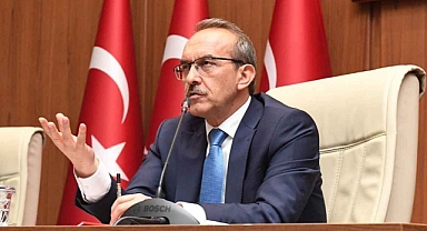Daha Önce 'Devletin İdeolojisi İslam'dır' Diyen Kocaeli Valisi, Gülşen'e Destek Veren Taraftarlara Tepki Gösterdi