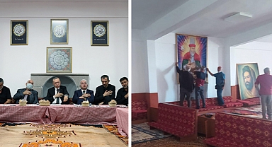 Erdoğan'ın Cemevi Ziyareti Öncesinde Kaldırılan Resimler Yeniden Yerine Asıldı