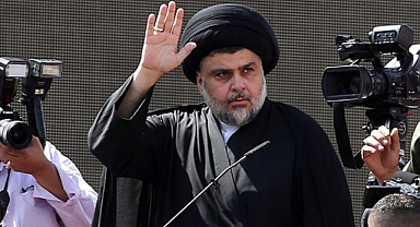 Irak'ta Mukteda es-Sadr Siyasetten Tamamen Çekildi