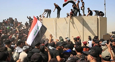Irak'ta Sular Durulmuyor: Irak'ta Sadr Yanlıları Cumhurbaşkanlığı Sarayı'na Girdi