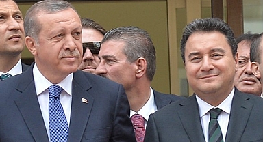 Kulis: AKP'de 'Parti Tabanında Ali Babacan Sempatisi' Tartışması