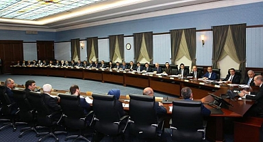 Kurmaylarına Sitem Etti: Erdoğan Anketlerden ve Kalabalıklardan Memnun Değil