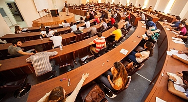 Mahkemeden Vakıf Üniversitelerinin Yüzde 200'e Varan Zamlarına İlişkin Karar