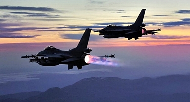 Milli Savunma Bakanlığı, Yunan F-16'larının Doğu Akdeniz'de NATO Görevi Yapan Türk Uçaklarını Taciz Ettiğini Duyurdu