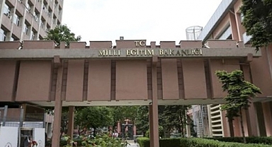 Parsel Parsel Eylemişler Milli Eğitimi: MEB Yönetici Sınavı Öncesinde Yediiklim İle Üyelerine Eğitim Veren Sendika Hangisi?