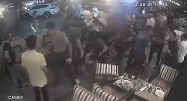 Polis Baba, Oğlunu İçeri Almayan Kafeyi 8 Ekip Otosuyla Bastı