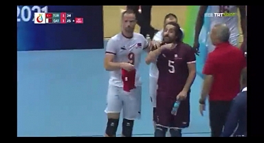 Voleybol Maçında Türk Sporculara Kafa Kesme Hareketi Yapan Katarlı İçin Açıklama 4 Gün Sonra Geldi