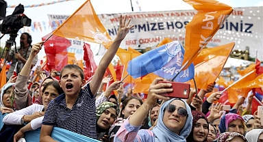 Yandaş Sabah Yazarından AKP'ye Eleştiri
