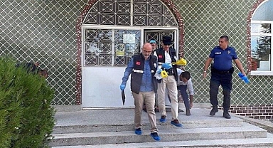 Bir İmam, Eski Eniştesi Tarafından Camide Vuruldu