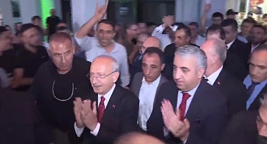 CHP Lideri Kılıçdaroğlu 'Bozkurt Kemal' Sloganlarıyla Karşılandı