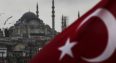 Diyanet İşleri Başkanlığı'ndan Camilerde Türk Bayrağı Yasağı 