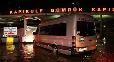 Edirne'yi Sel Vurdu: Kapıkule'de Geçişler Durduruldu