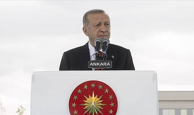 Erdoğan: Daha İyi Arabaya Binmek, Konsere Gidebilmek İçin Başka Ülkelere Gidenlere Acıyarak Bakıyoruz