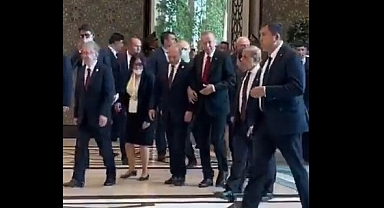 Erdoğan ve Putin Kol Kola Yürüdü